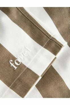 Forét Korte Broeken POSY SHORTS Brown